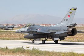 حمله هوایی ترکیه به شمال سوریه
