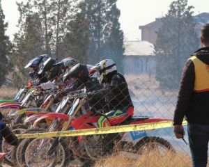 مسابقات موتور کراس بانوان در تهران