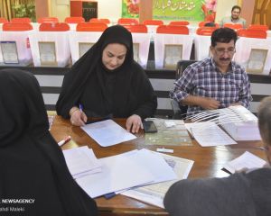 آماده سازی صندوق‌های اخذ رای انتخابات مجلس شورای اسلامی