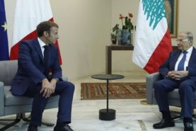 دیدار رئیس جمهور فرانسه با همتای لبنانی خود در بیروت