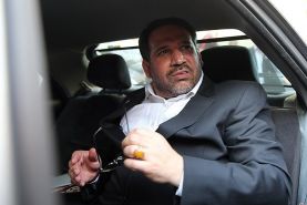 وزیر دولت احمدی نژاد : به نفع کسی کنار نمی روم