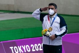 اولین طلای المپیک ایران بر شانه های فروغی نشست