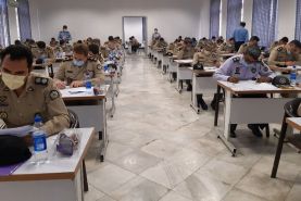 آزمون ورودی دوره کارشناسی ارشد مدیریت دفاعی در دافوس آجا برگزار شد