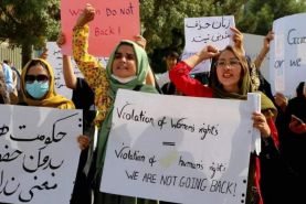 محدودیت جدید طالبان: زنان کارمند در خانه بمانند