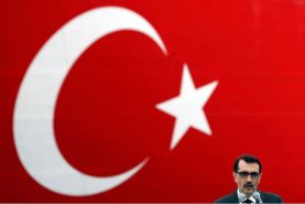 وزیر انرژی ترکیه: همچنان برق 20,000 خانوار قطع می باشد