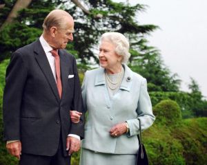زندگی ملکه انگلیس به روایت تصاویر
