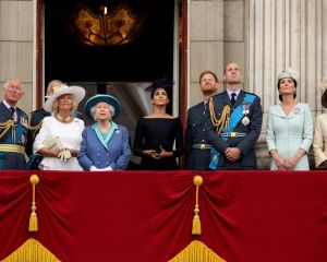 زندگی ملکه انگلیس به روایت تصاویر