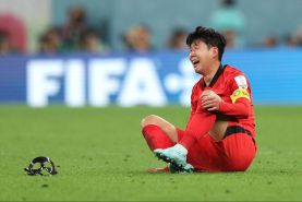 کره جنوبی بین انتقام غنا از اروگوئه میانجی گری کرد و خودش به مرحله بعد رفت