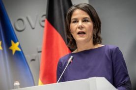 آلمان : دو کشوری ، راه حل دائمی مشکل فلسطین است