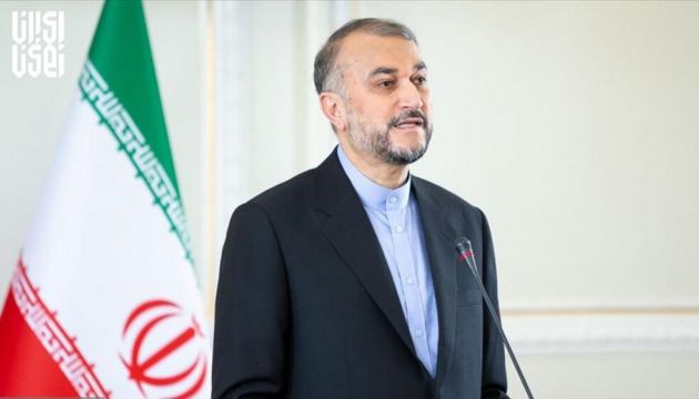 دیدار و گفتگوی وزرای امور خارجه ایران و مصر در بانجول